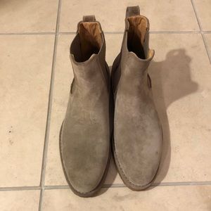 Vince Suede Chelsea Boots